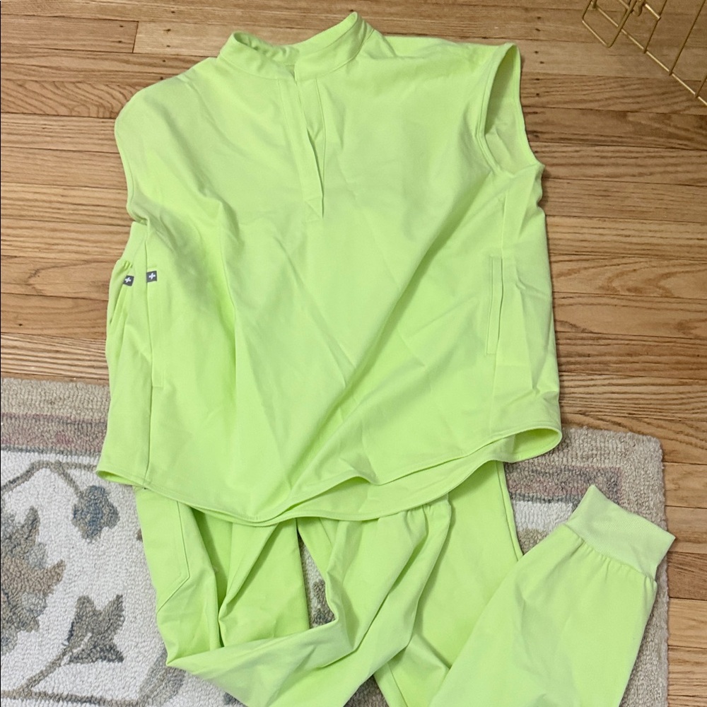 FIGS neon scrub set size small Rafaela and jogger